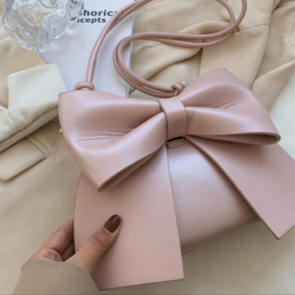 BOW SHOULDER BAG!